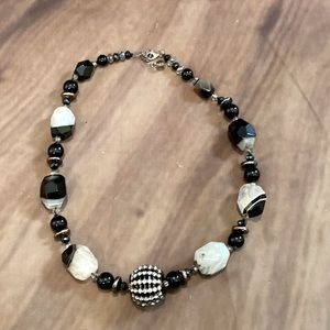 EUC Beaded Necklace Adjustable